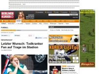 Bild zum Artikel: Gänsehaut pur! - Letzter Wunsch: Todkranker Fan auf Trage im Stadion