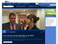 Bild zum Artikel: Caro Korneli auf der Beerdigung der SPD