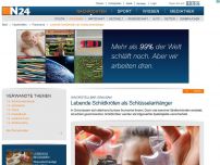 Bild zum Artikel: Unvorstellbar grausam - 
Lebende Schildkröten als Schlüsselanhänger