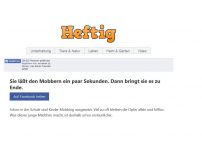 Bild zum Artikel: Sie läßt den mobbenden Kindern ein paar Sekunden. Dann bringt sie es zu Ende.