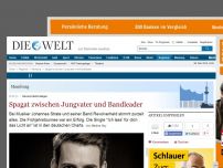 Bild zum Artikel: Revolverheld-Sänger: Spagat zwischen Jungvater und Bandleader