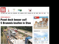 Bild zum Artikel: Horror-Crash auf A1 - Passt doch mal besser auf! 5 Brummis knallen in Stau