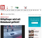 Bild zum Artikel: Monster-Loch im Jet - Billigflieger wird mit Klebeband geflickt!