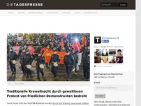 Bild zum Artikel: Traditionelle Krawallnacht durch gewaltlosen Protest von friedlichen Demonstranten bedroht