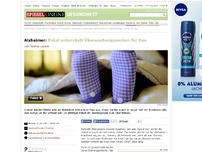 Bild zum Artikel: Großvater mit Alzheimer: Enkel entwickelt Überwachungs-Socken für Opa