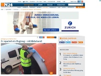 Bild zum Artikel: Aufregung um Twitter-Post - 
Er repariert ein Flugzeug - mit Klebeband!