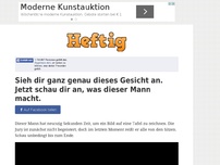 Bild zum Artikel: Sieh dir ganz genau dieses Gesicht an. Jetzt schau dir an, was dieser Mann macht.