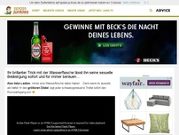 Bild zum Artikel: Ihr brillanter Trick mit der Wasserflasche lässt ihn seine sexuelle Belästigung sofort und für immer bereuen…