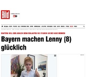 Bild zum Artikel: Traum wird wahr - FCB-Fan Lenny (8) darf mit FCB-Stars einlaufen