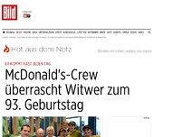 Bild zum Artikel: Er kommt fast jeden Tag - McDonald's-Crew überrascht Witwer zum 93. Geburtstag