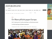 Bild zum Artikel: Afrika: Ein Mann pflückt gegen Europa