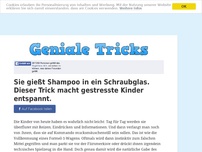 Bild zum Artikel: Sie gießt Shampoo in ein Schraubglas. Dieser Trick macht gestresste Kinder entspannt.