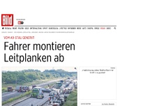 Bild zum Artikel: Vom A9-Stau genervt - Fahrer montieren Leitplanken ab