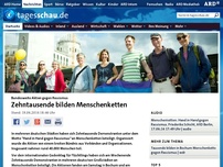 Bild zum Artikel: Zehntausende bilden Menschenketten gegen Rassismus