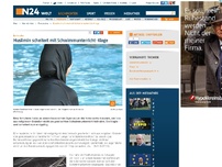 Bild zum Artikel: Karlsruhe - 
Muslimin scheitert mit Schwimmunterricht-Klage