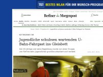 Bild zum Artikel: Kottbusser Tor: Jugendliche schubsen wartenden U-Bahn-Fahrgast ins Gleisbett