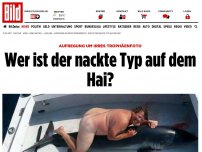 Bild zum Artikel: Irres Trophäenfoto - Wer ist der nackte Typ auf dem Hai?