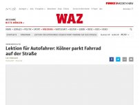 Bild zum Artikel: Verkehrspolitik: Lektion für Autofahrer: Kölner parkt Fahrrad auf der Straße