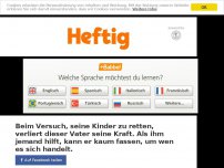 Bild zum Artikel: Beim Versuch, seine Kinder zu retten, verliert dieser Vater seine Kraft. Als ihm jemand hilft, kann er kaum fassen, um wen es sich handelt.