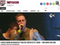 Bild zum Artikel: (VIDEO) Mann begrabscht Frau bei Architects-Show – und wird von Sam Carter zur Sau gemacht