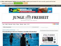 Bild zum Artikel: Frauenbadetag in Hannover: Moslems vermüllen Schwimmbad