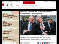 Bild zum Artikel: Pröll und Mitterlehner unterschreiben das Rauchverbot-Volksbegehren