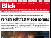 Bild zum Artikel: Polizei evakuiert Gelände beim Hauptbahnhof Zürich: Data-Quest-Gebäude steht in Flammen