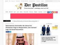 Bild zum Artikel: Diplomatische Zwickmühle: bin Salman hat Dissidenten-Finger an Wange kleben, aber niemand wagt, ihn darauf hinzuweisen