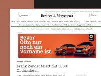 Bild zum Artikel: Weihnachtsfest : Frank Zander feiert mit 3000 Obdachlosen