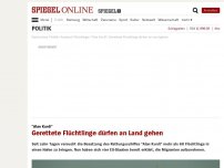 Bild zum Artikel: 'Alan Kurdi': Gerettete Flüchtlinge dürfen an Land gehen 