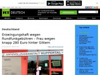 Bild zum Artikel: Erzwingungshaft wegen Rundfunkgebühren – Frau wegen knapp 280 Euro hinter Gittern