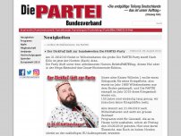 Bild zum Artikel: Der DickVaZ lädt zur bundesweiten Die PARTEI-Party