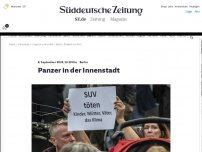 Bild zum Artikel: Berlin: Panzer in der Innenstadt