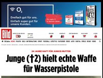 Bild zum Artikel: 24 Jahre für Junkie-Mutter - Junge (✝︎2) hielt echte Waffe für Wasserpistole