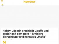 Bild zum Artikel: Hobby-Jägerin erschießt Giraffe und posiert mit dem Herz – kritisiert Tierschützer und nennt sie „Mafia“