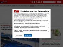 Bild zum Artikel: Vor Kindertagesstätte  - Drama in Niedersachsen: 18 Monate altes Kleinkind vom Auto der Eltern überrollt