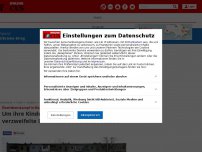 Bild zum Artikel: Überlebenskampf in Mariupol - Um ihre Kinder zu ernähren, kochen verzweifelte Bewohner streunende Hunde