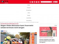 Bild zum Artikel: Einsatzkräfte stehen dank Blockaden im Stau: Wegen...