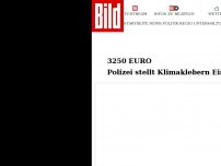 Bild zum Artikel: 3250 Euro - Polizei stellt Klimaklebern Einsätze in Rechnung