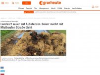 Bild zum Artikel: Landwirt sauer auf Autofahrer: Bauer macht mit Misthaufen Straße dicht #landwirt #hessen