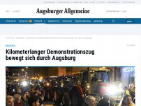 Bild zum Artikel: Kilometerlanger Demonstrationszug bewegt sich durch Augsburg