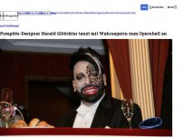 Bild zum Artikel: Pompöös-Designer Harald Glööckler tanzt mit Wahrsagerin zum Opernball an