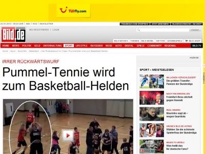 Bild zum Artikel: Irres Video - Pummel-Tennie wird zum Basketball-Helden