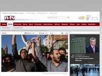 Bild zum Artikel: Protestaktion in der Türkei endet blutig: Islamisten greifen küssende Paare an