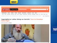 Bild zum Artikel: Jugendpfarrer Lothar König vor Gericht: Tanz im Dresdner Dauerregen