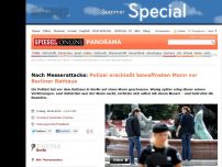 Bild zum Artikel: Nach Messerattacke: Polizei erschießt bewaffneten Mann vor Berliner Rathaus