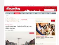 Bild zum Artikel: Flüchtlings-Drama: Asylbewerber klettert auf Kran am Gärtnerplatz