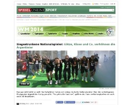 Bild zum Artikel: Siegestrunkene Nationalspieler: Götze, Klose und Co. verhöhnen die Argentinier