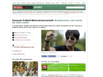 Bild zum Artikel: Deutsche Fußball-Nationalmannschaft: Bundestrainer Löw macht bis 2016 weiter