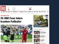 Bild zum Artikel: 55 000 Fans feiern todkranken Fußballer